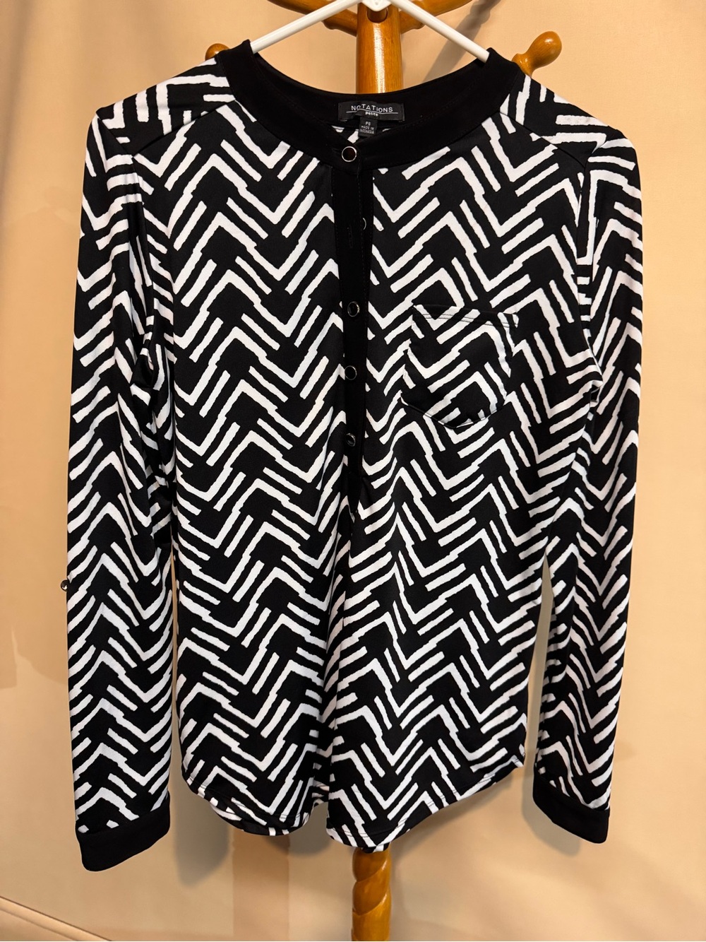 Women’s Notations Black & White Zigzag Top with Optional Roll Up Sleeves